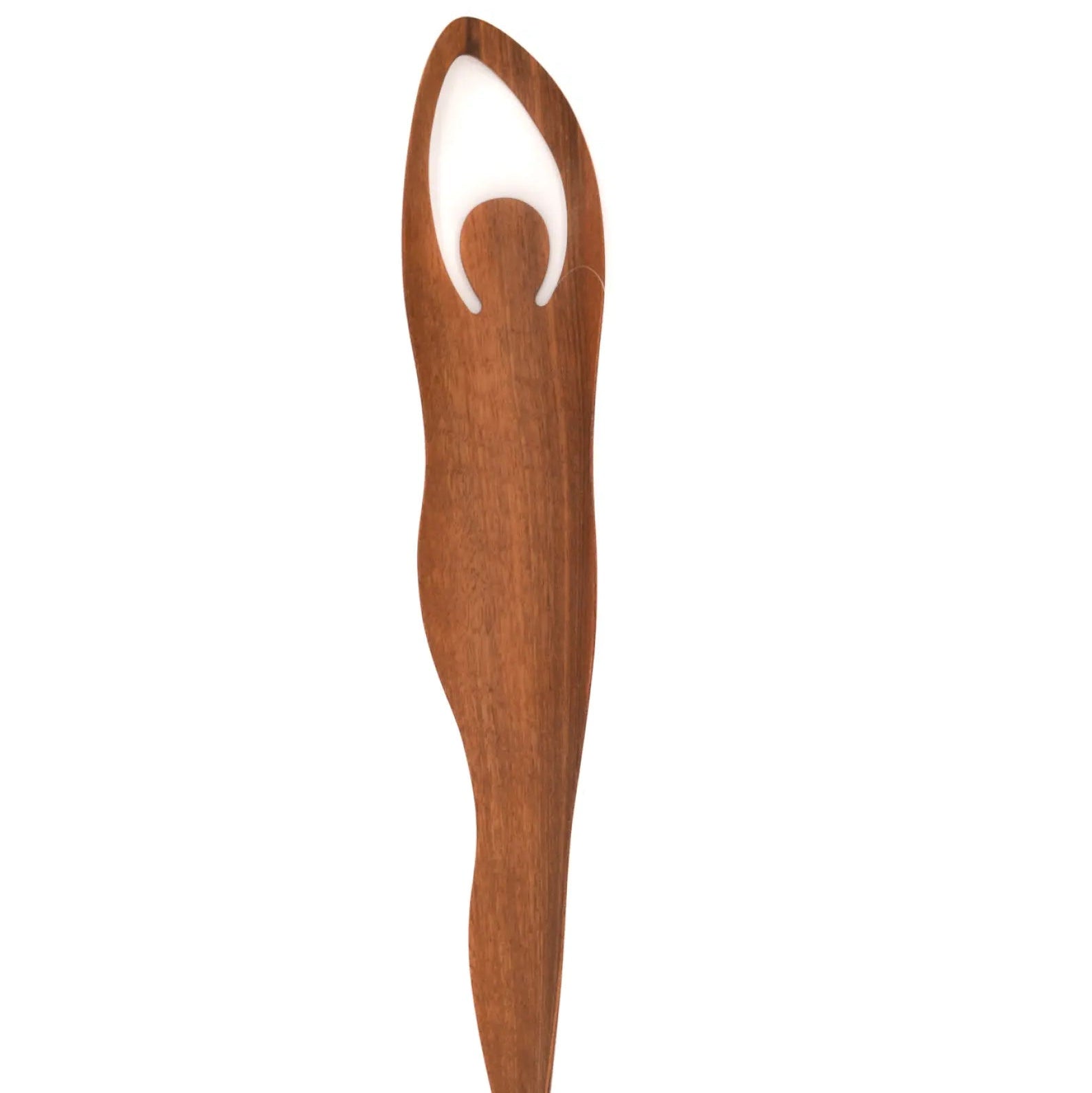 liegender-engel-a004-05001-nussbaum-1_2400