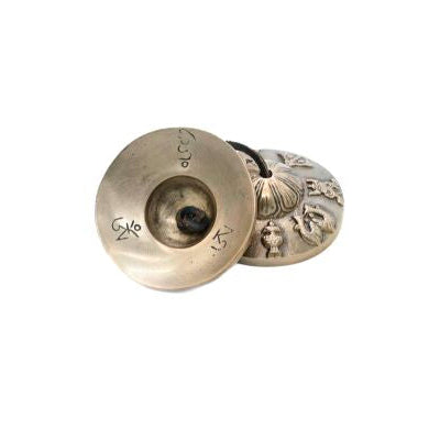 Cymbale grande avec symboles indiens