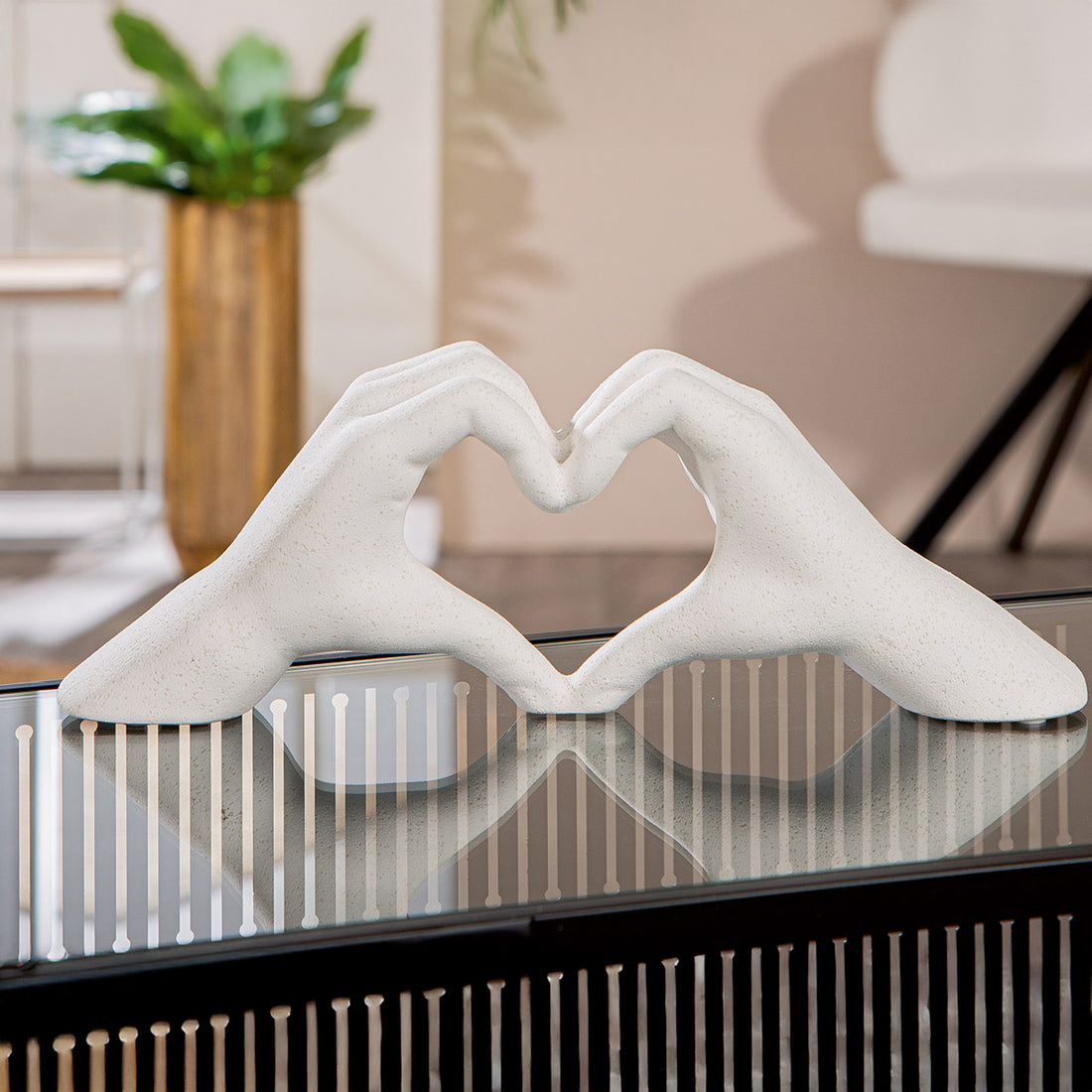 Cuore fatto di lancette in ceramica