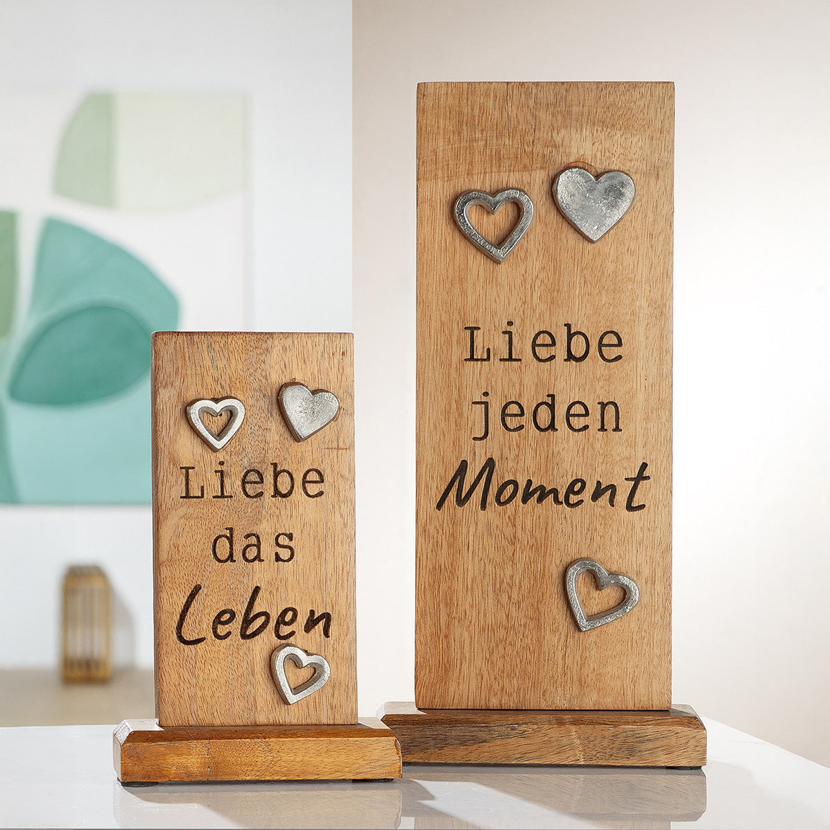 Standrelief Liebe aus Mangoholz mit Herz Motiv