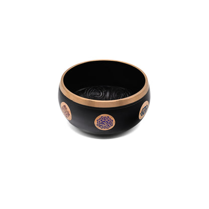Klangschale mit Chakra-Gravur Ø 15 cm – schwarz