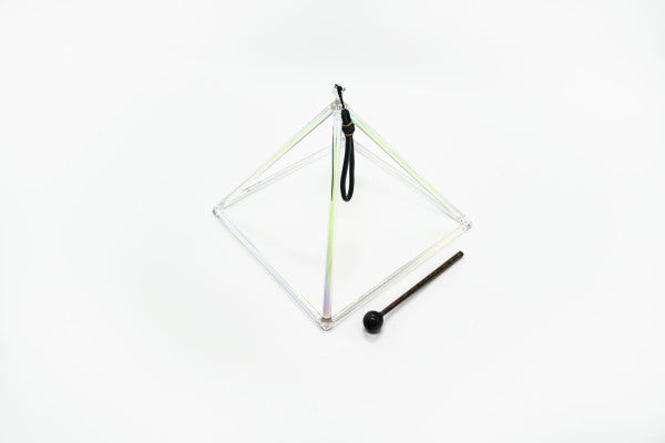 Kristall Pyramide Regenbogenfarben 22.5 cm