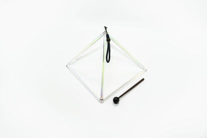Kristall Pyramide Regenbogenfarben 22.5 cm