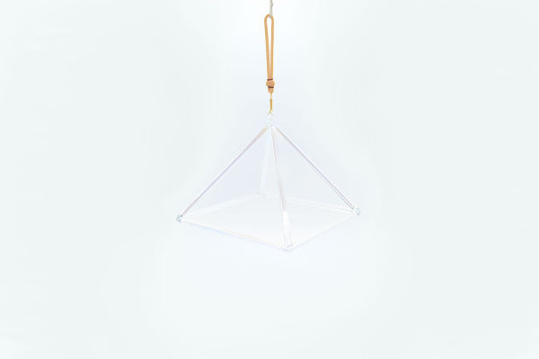 Pyramide de cristal couleurs arc-en-ciel 24,5 cm